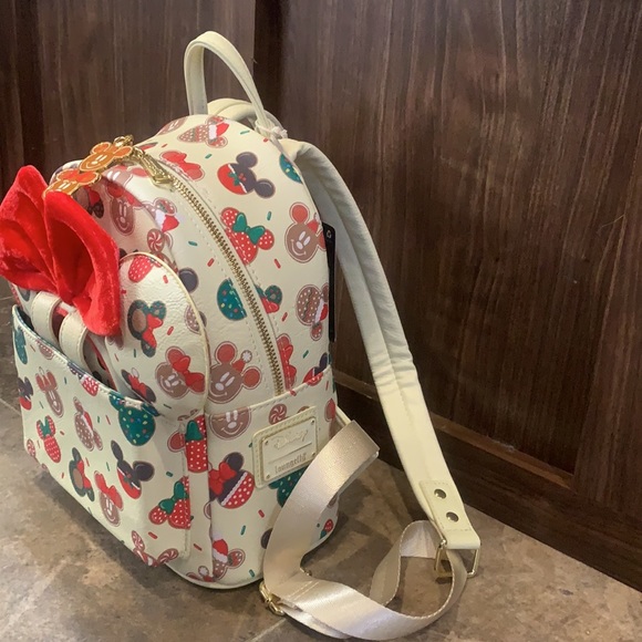 💚♥️Christmas Mickey Mouse backpack♥️💚🎄 - Picture 4 of 9